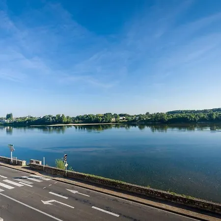 Apartment Vue Imprenable Sur La Loire !!! Saumur