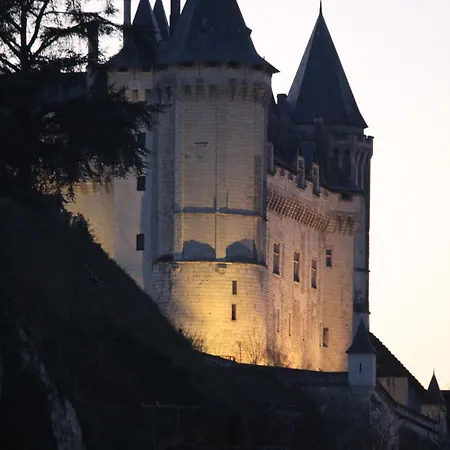 아파트 Vue Imprenable Sur La Loire !!!