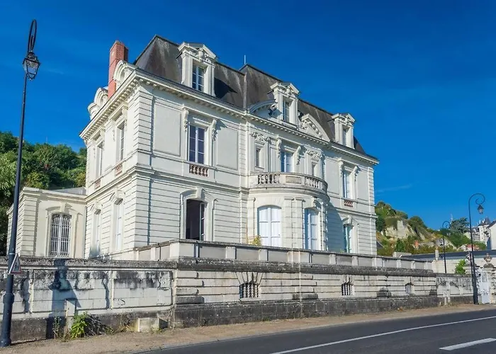Vue Imprenable Sur La Loire !!! * Saumur